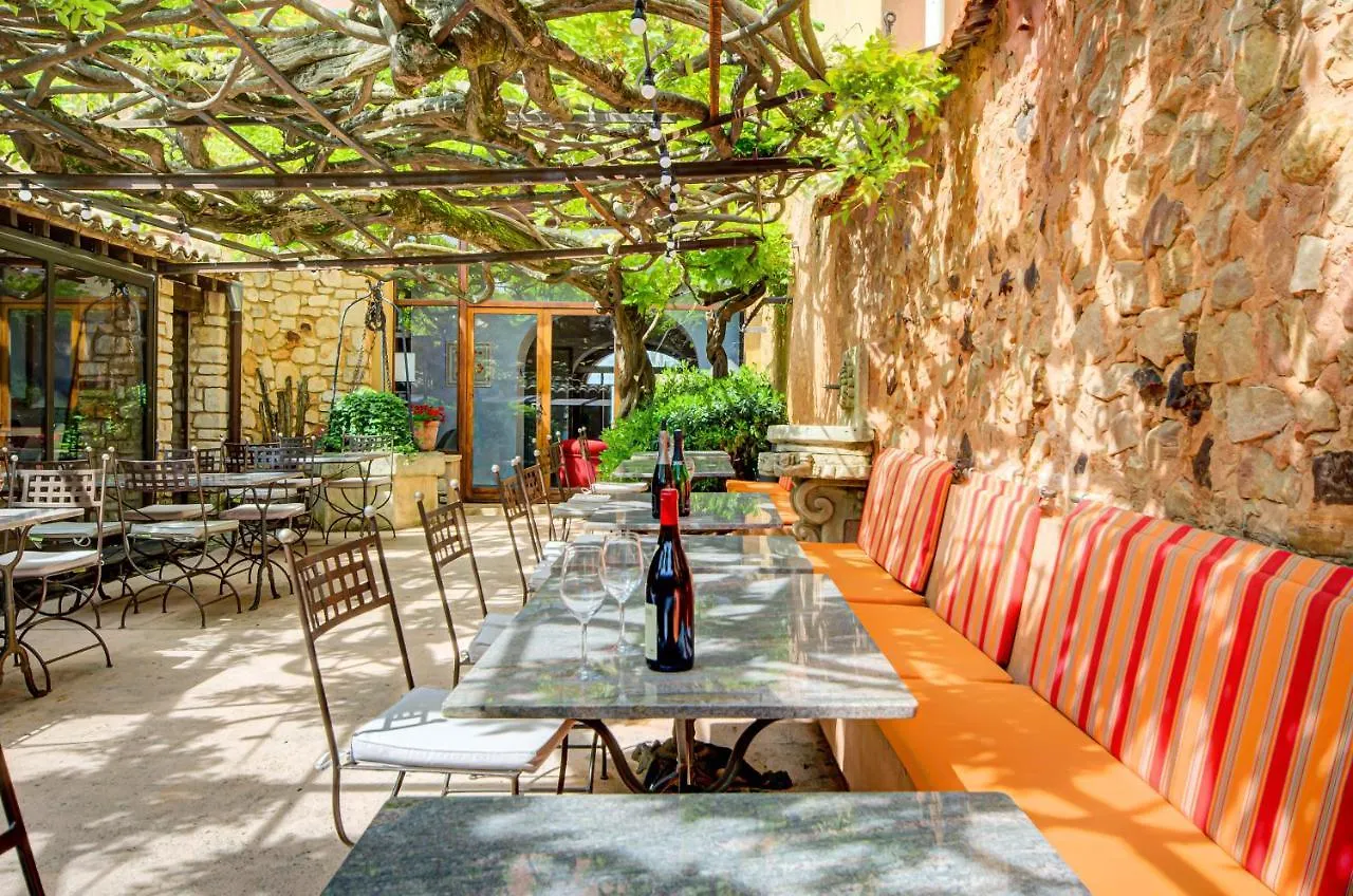 *** Hotel Le Clos de la Glycine Roussillon en Isere France