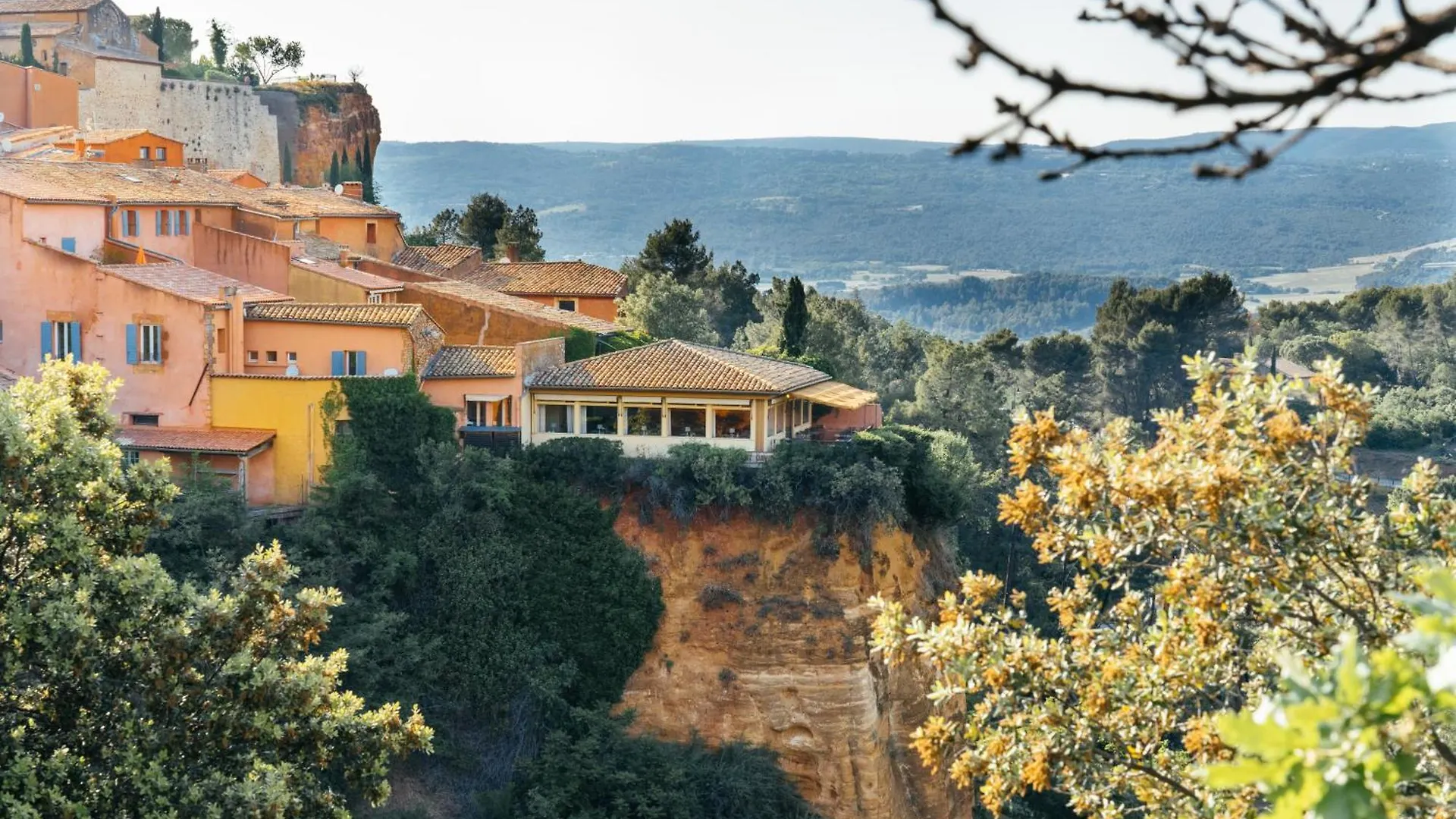 Le Clos de la Glycine Roussillon en Isere 3*,  France