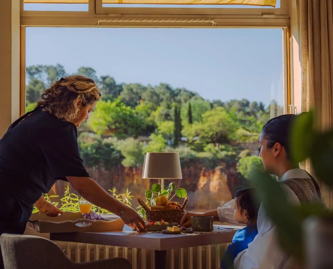 Hotel Le Clos de la Glycine Roussillon en Isere